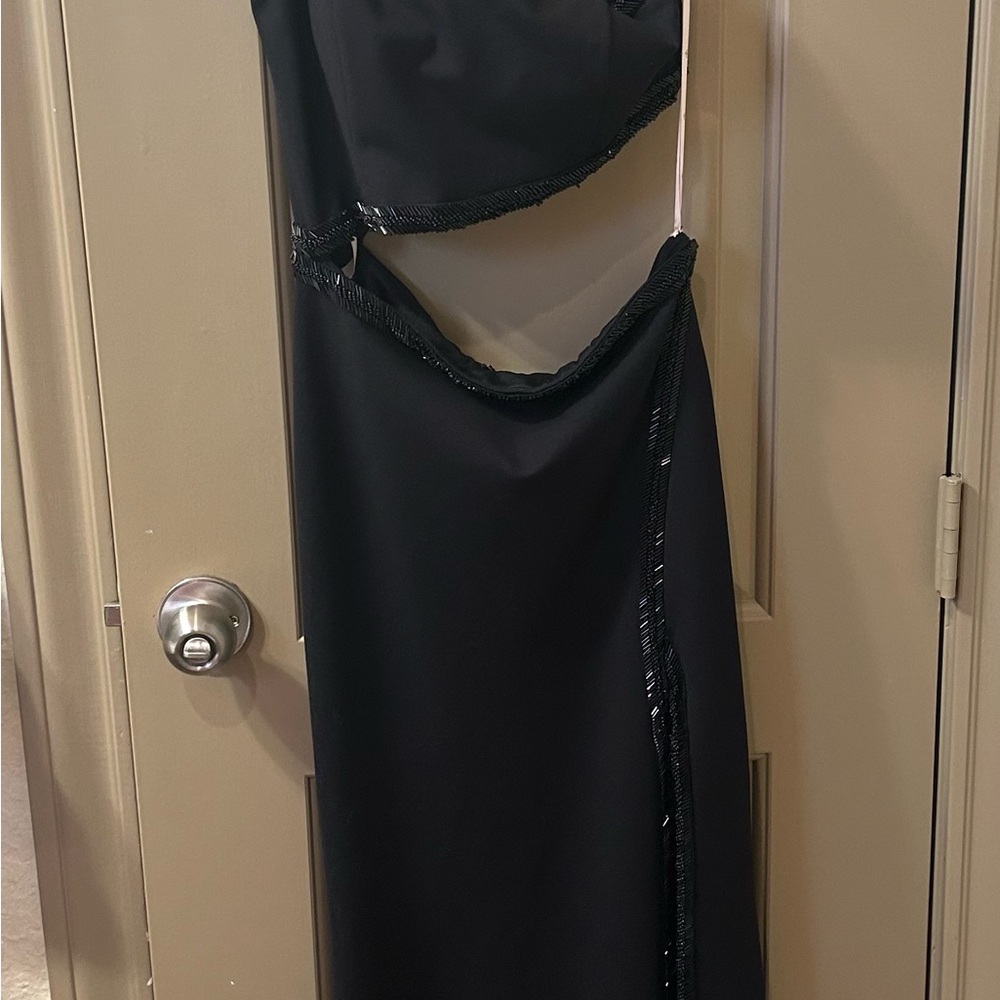 Elegant Black Evening Dress